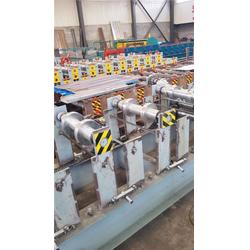 益百壓瓦機(jī) 遼源1100琉璃瓦壓瓦機(jī)，廠家直銷(xiāo)品質(zhì)保障